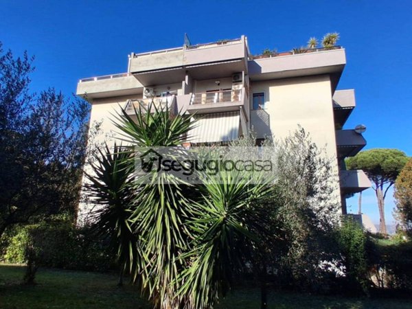 appartamento in vendita a Roma in zona Tor di Quinto