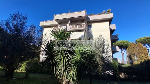 appartamento in vendita a Roma in zona Tor di Quinto
