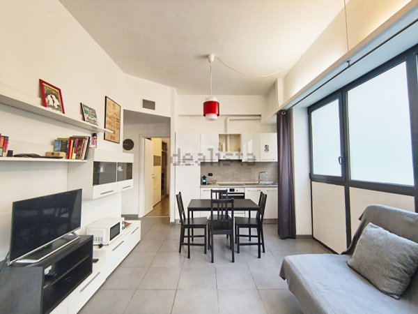 appartamento in vendita a Roma in zona Ostiense