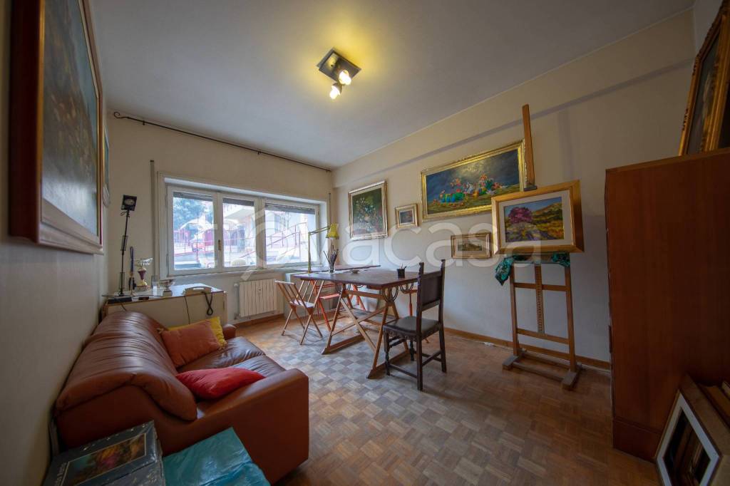 appartamento in vendita a Roma in zona Gianicolense