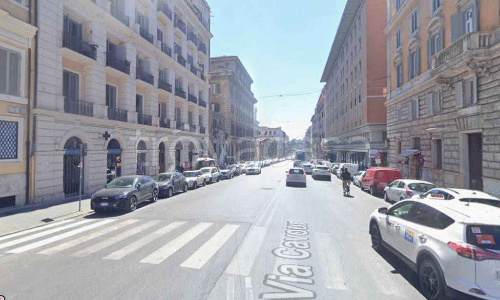 negozio in vendita a Roma in zona Castro Pretorio