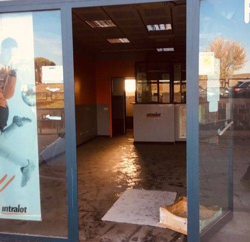 negozio in vendita a Roma in zona Labaro