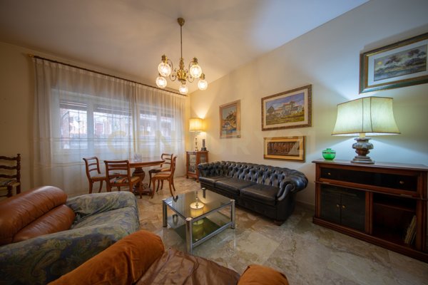 appartamento in vendita a Roma in zona Gianicolense