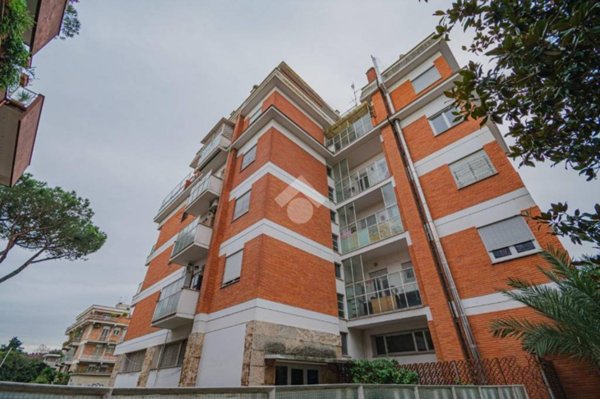 appartamento in vendita a Roma in zona Giuliano Dalmata