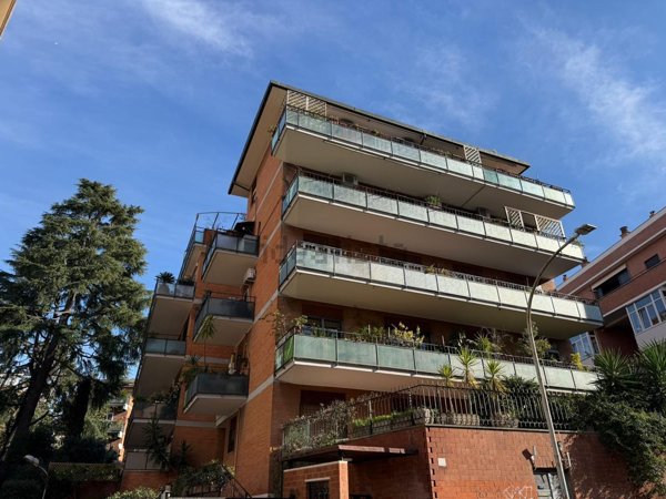 appartamento in vendita a Roma in zona Monte Sacro/Talenti