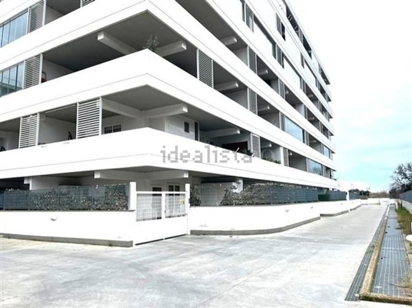 appartamento in vendita a Roma in zona Ostiense