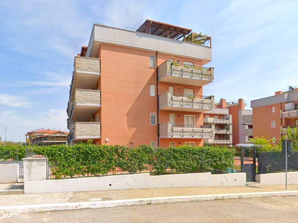 appartamento in vendita a Roma in zona Ponte Mammolo