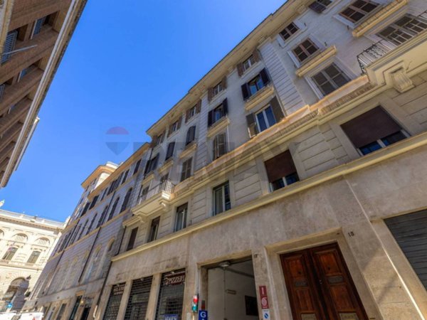 appartamento in vendita a Roma in zona Ludovisi/Sallustiano