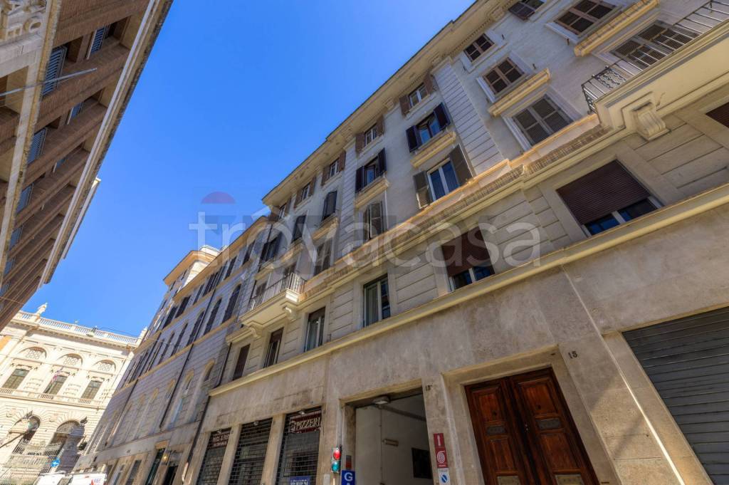 appartamento in vendita a Roma in zona Ludovisi/Sallustiano