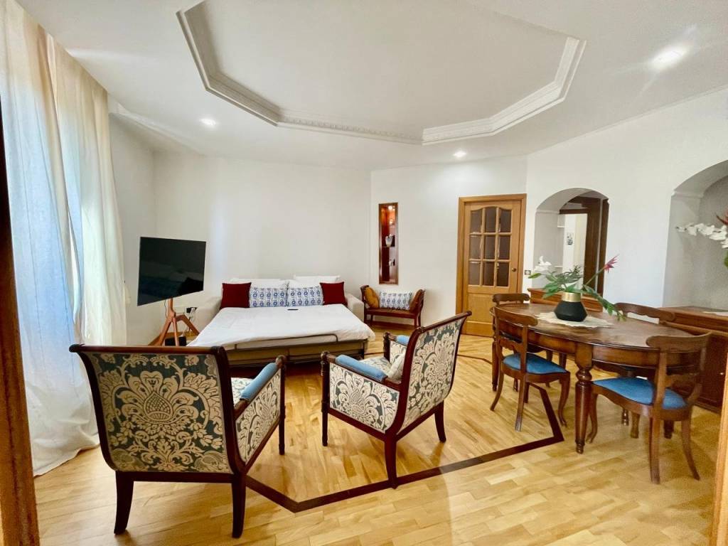 appartamento in vendita a Roma in zona Rione Monti/Campitelli