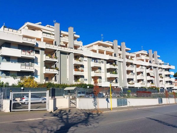 appartamento in vendita a Roma in zona Primavalle
