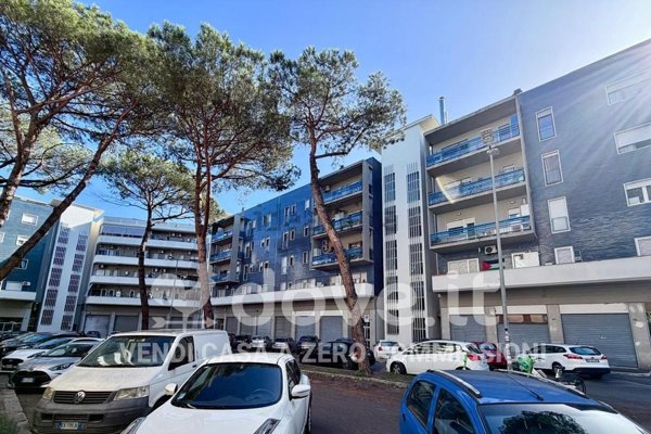 appartamento in vendita a Roma in zona Mostacciano