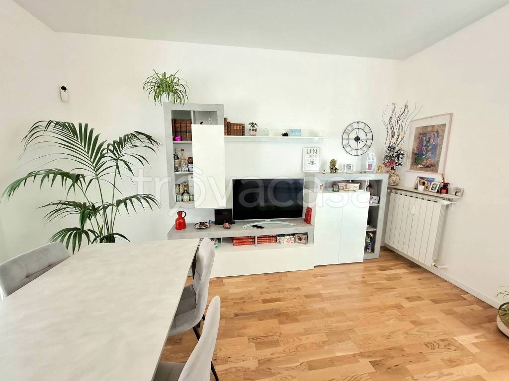 appartamento in vendita a Roma in zona Don Bosco