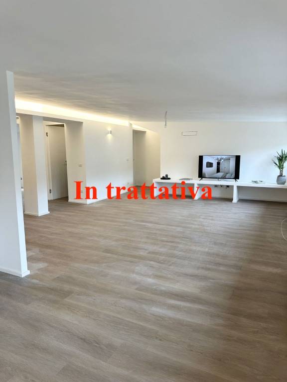 appartamento in vendita a Roma in zona Torrino