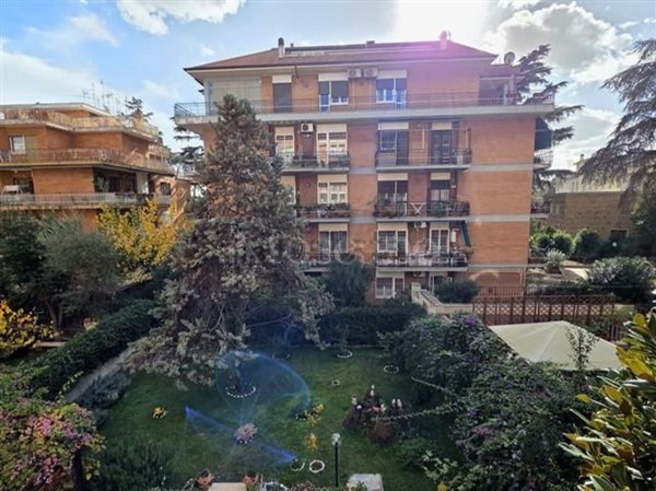 appartamento in vendita a Roma