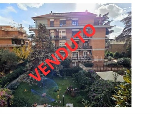 appartamento in vendita a Roma