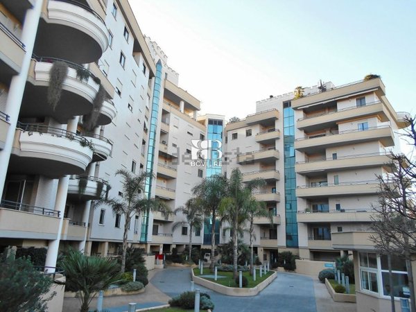 appartamento in vendita a Roma in zona Gianicolense