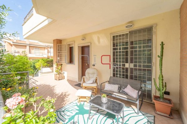 casa indipendente in vendita a Roma in zona Mezzocammino