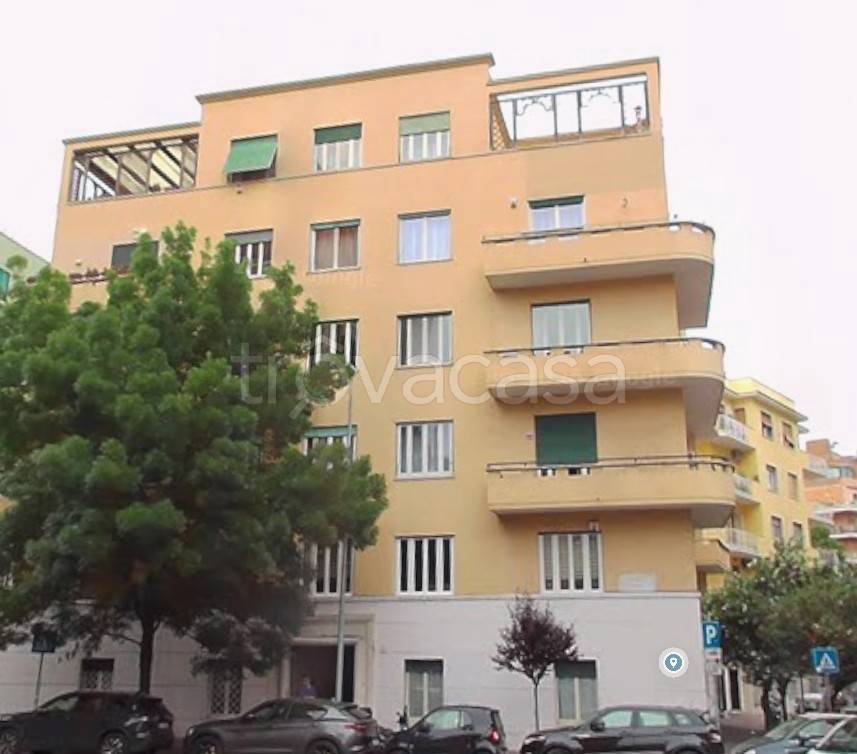 appartamento in vendita a Roma in zona Acilia