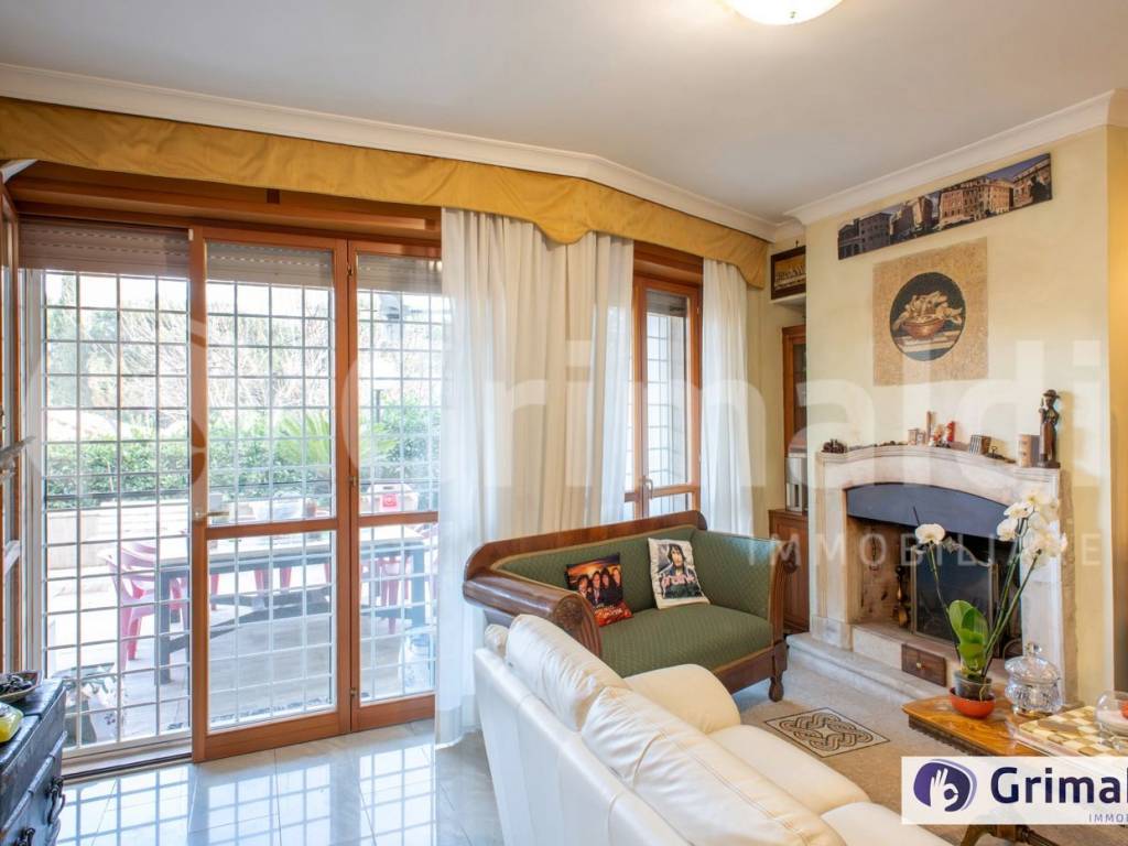 appartamento in vendita a Roma