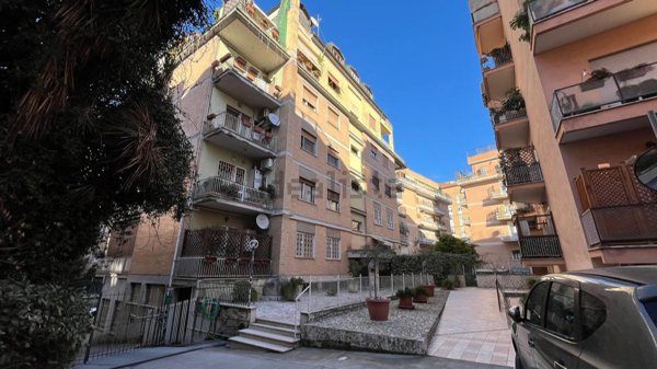 appartamento in vendita a Roma in zona Gianicolense