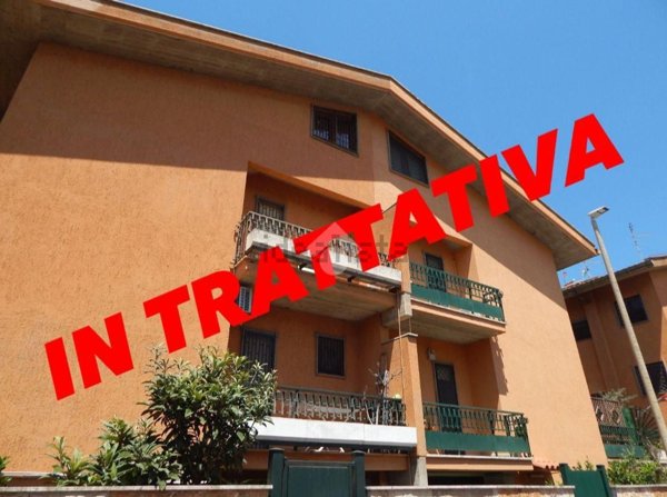 casa indipendente in vendita a Roma in zona Ostia