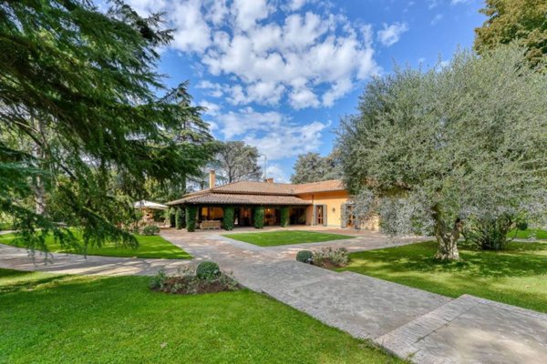 casa indipendente in vendita a Roma in zona La Giustiniana