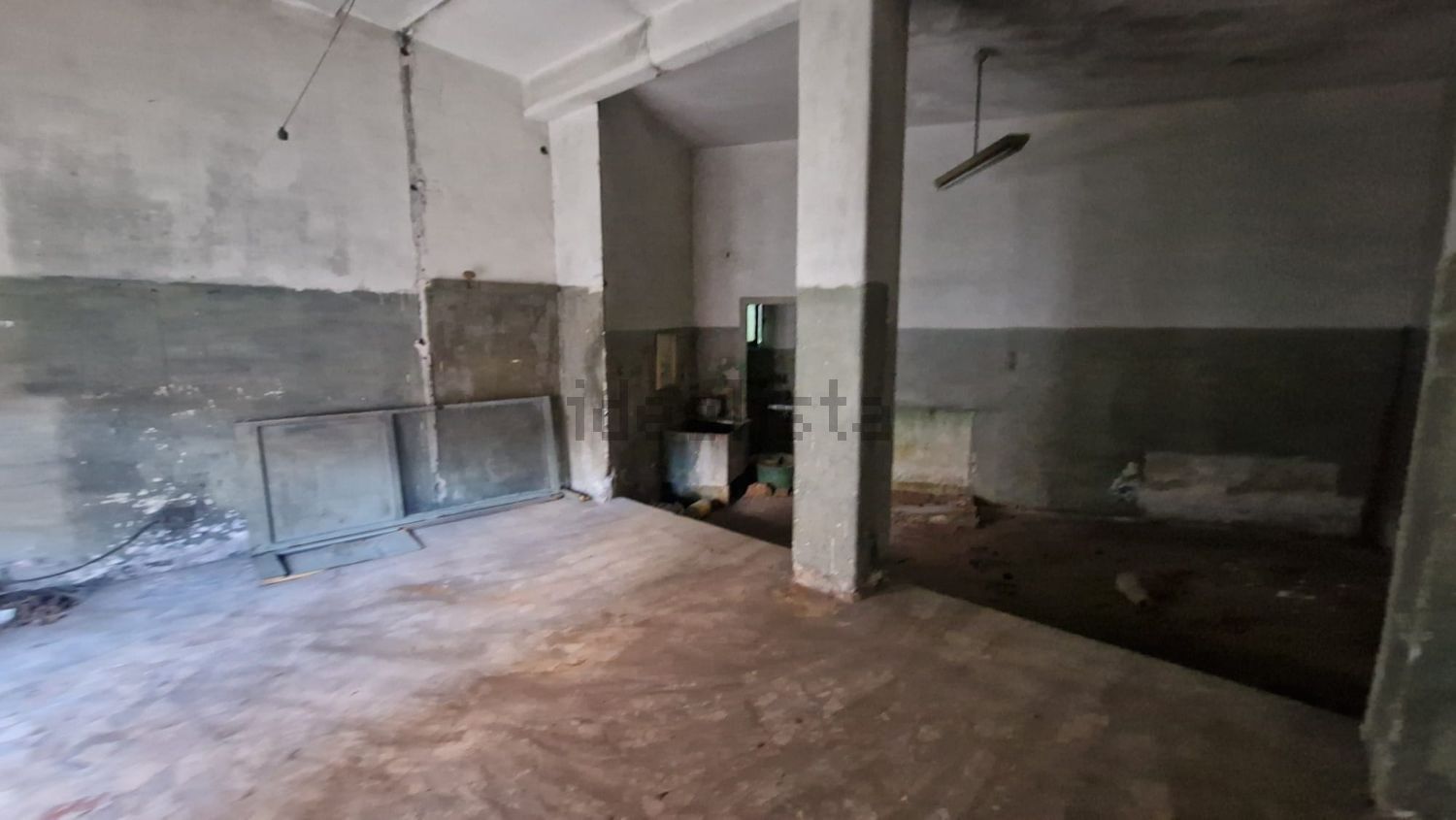 locale commerciale in vendita a Roma in zona Aurelio