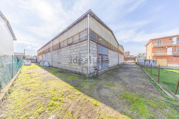 terreno edificabile in vendita a Roma in zona Prenestino-Centocelle