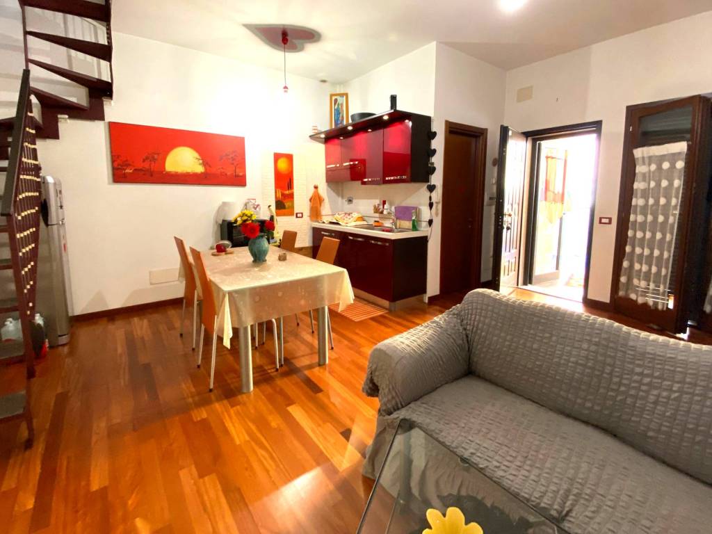 casa indipendente in vendita a Roma in zona Casalotti