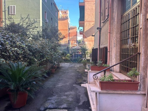 appartamento in vendita a Roma in zona Prenestino-Centocelle