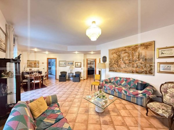 appartamento in vendita a Roma in zona Ostiense