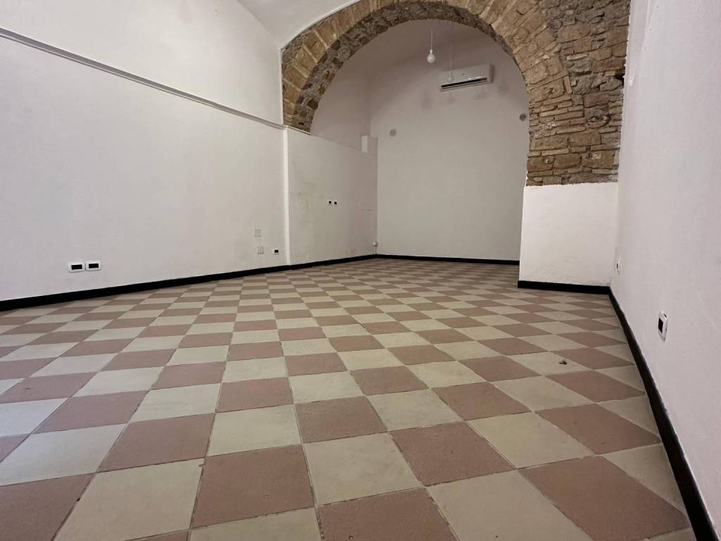 negozio in vendita a Roma in zona Tiburtino