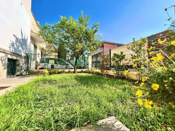 appartamento in vendita a Roma in zona Montespaccato