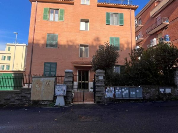 appartamento in vendita a Roma in zona Grottarossa