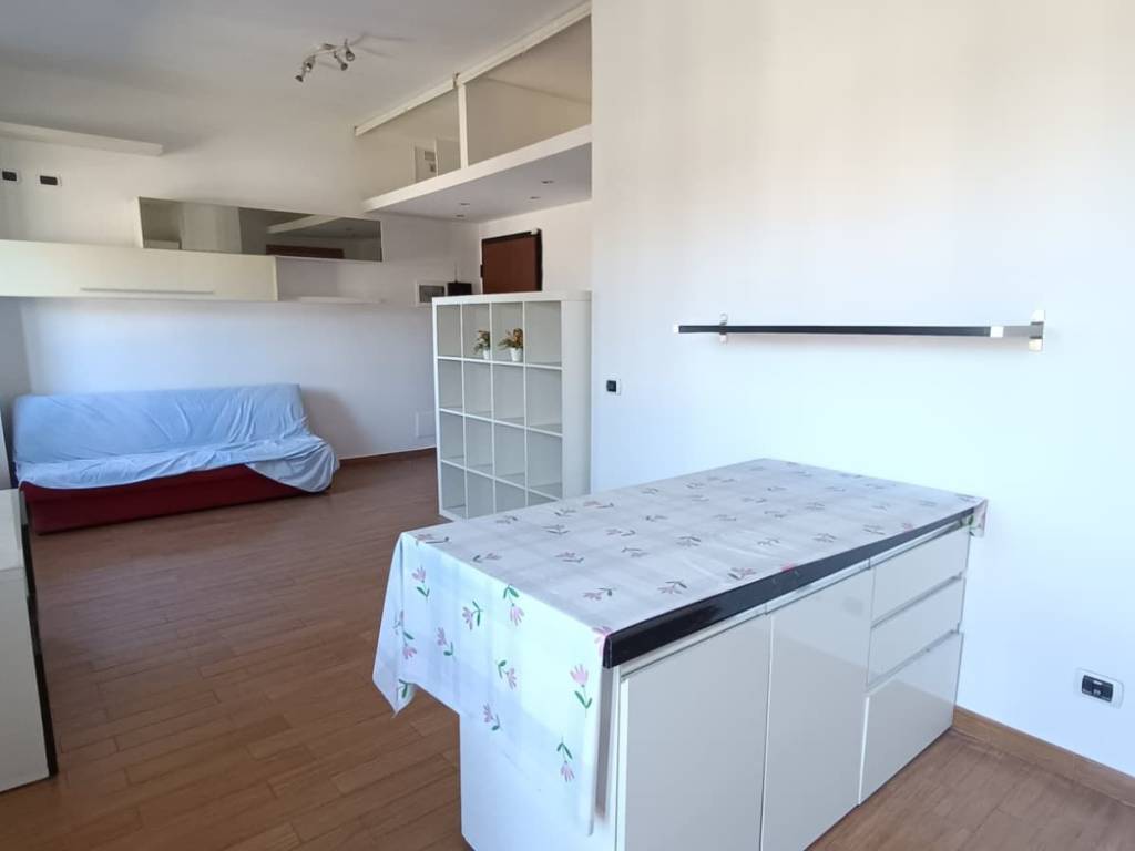 appartamento in vendita a Roma in zona Dragona/Bagnoletto