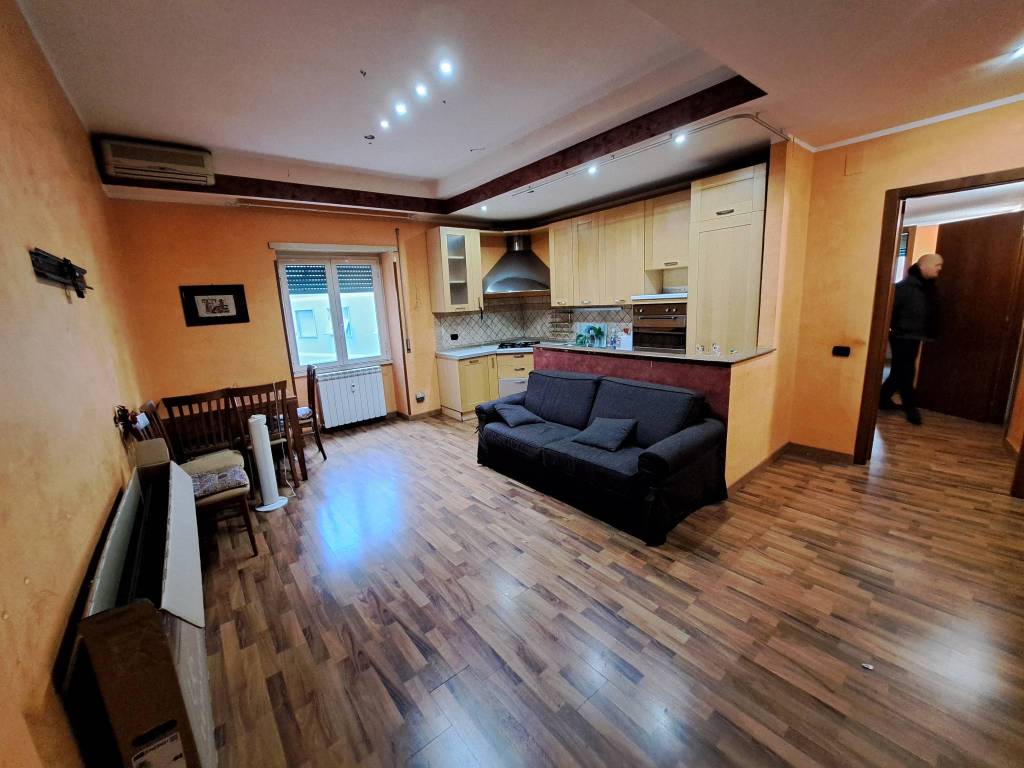 appartamento in vendita a Roma in zona Prenestino-Centocelle