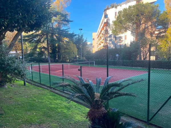 appartamento in vendita a Roma in zona Giuliano Dalmata