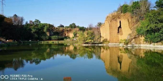 locale commerciale in vendita a Roma in zona Ponte Mammolo