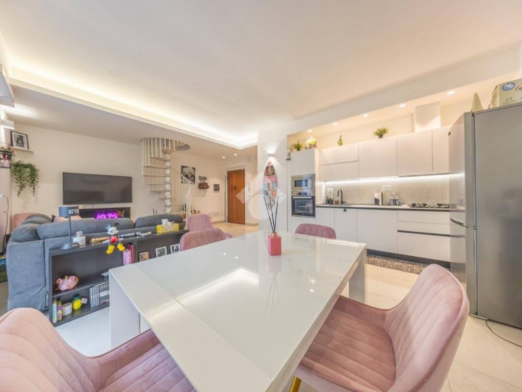 appartamento in vendita a Roma in zona Cinquina