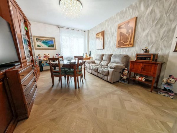 appartamento in vendita a Roma in zona Torre Spaccata