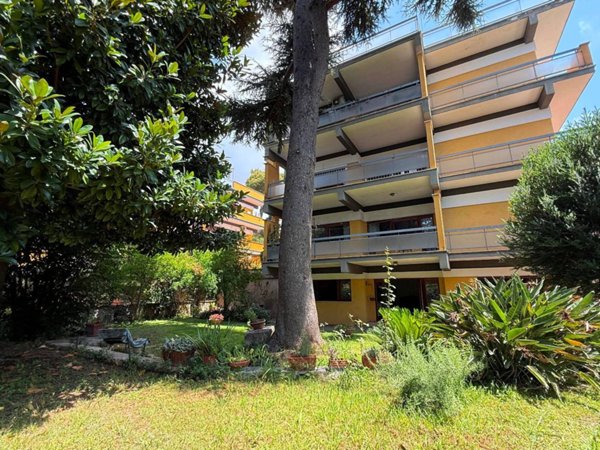 appartamento in vendita a Roma in zona Gianicolense