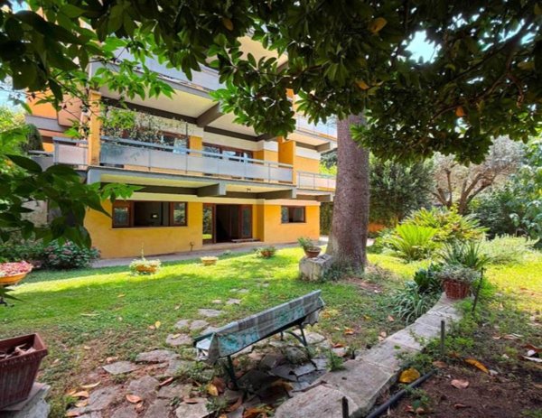 appartamento in vendita a Roma in zona Gianicolense