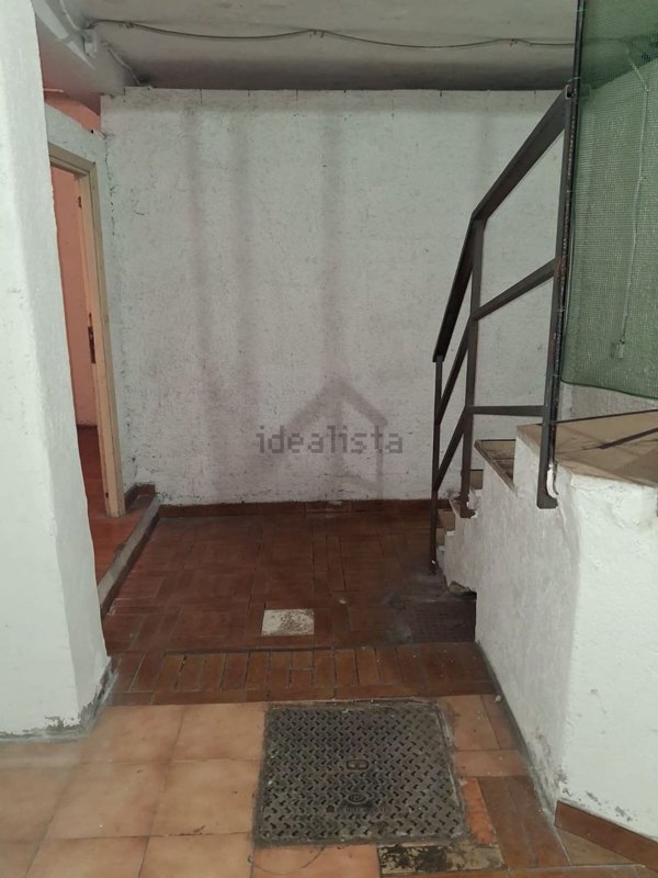 locale commerciale in vendita a Roma in zona Don Bosco