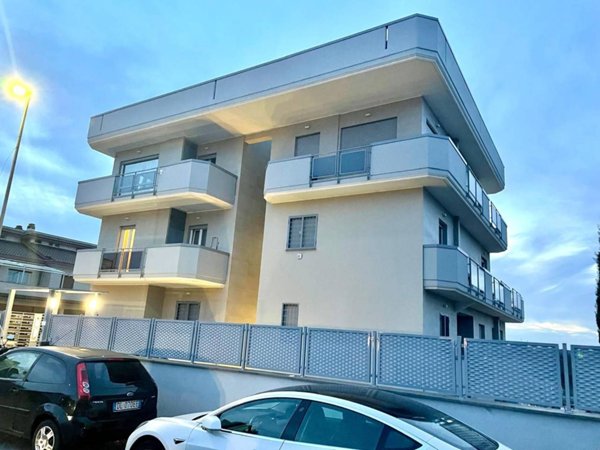 appartamento in vendita a Roma in zona Casalotti