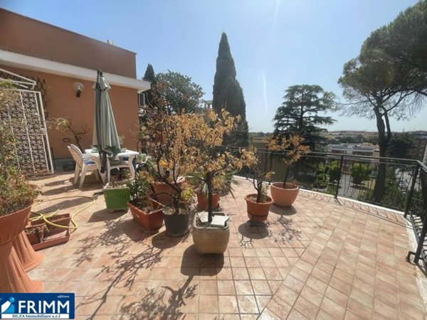 appartamento in vendita a Roma