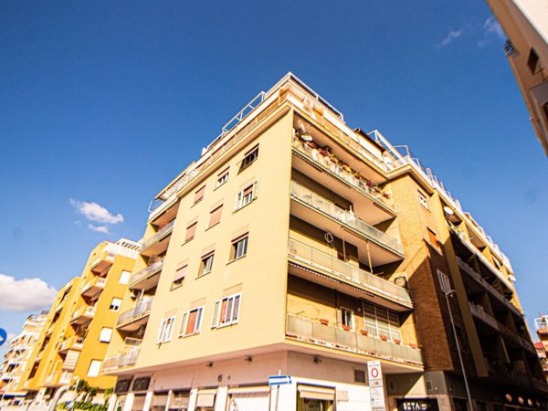 appartamento in vendita a Roma in zona Aurelio