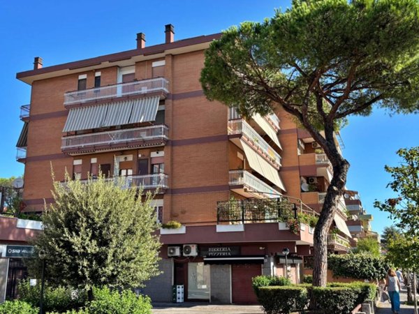 appartamento in vendita a Roma in zona Trieste