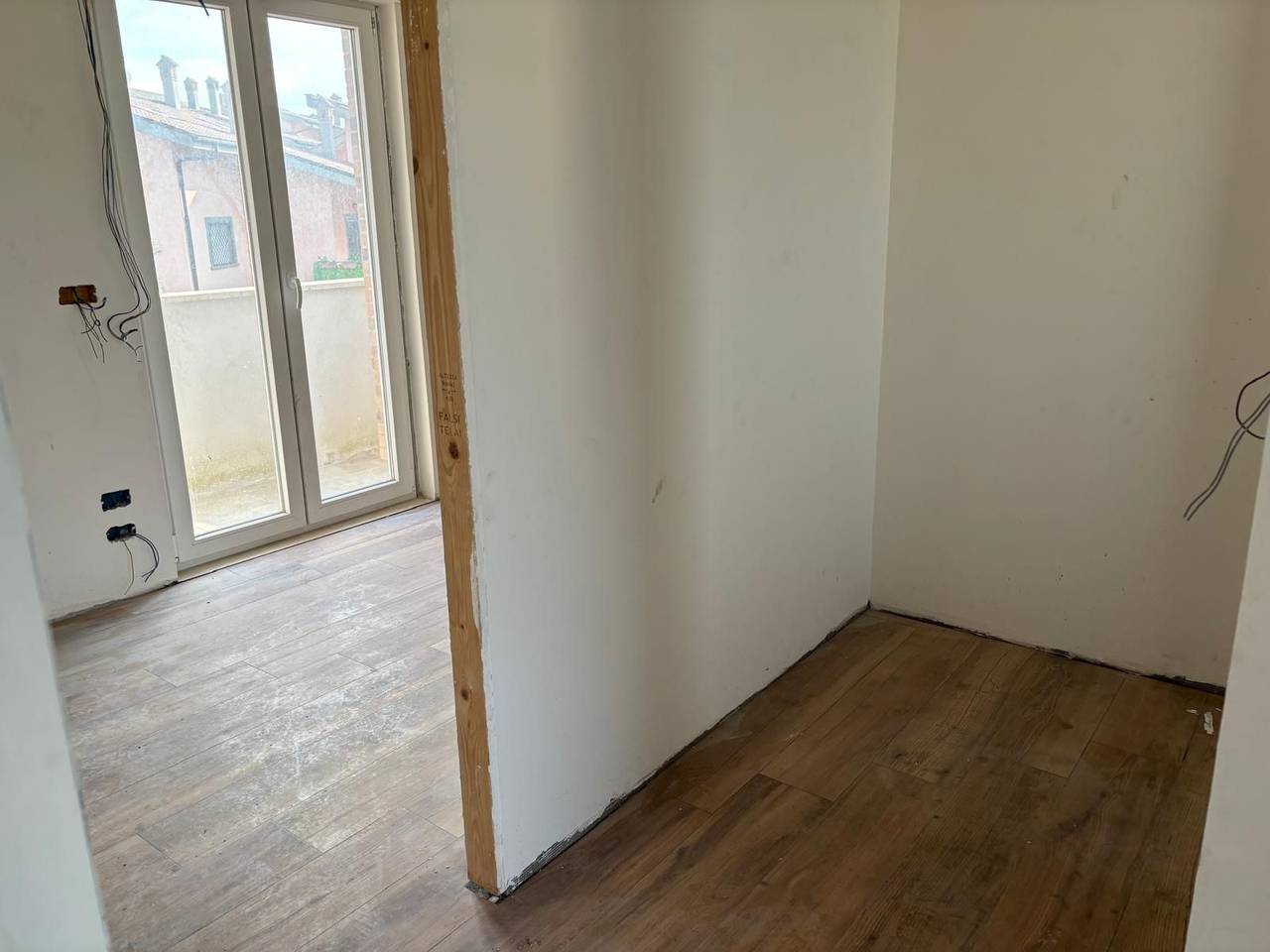 casa indipendente in vendita a Roma in zona Massimina/Casal Lumbroso