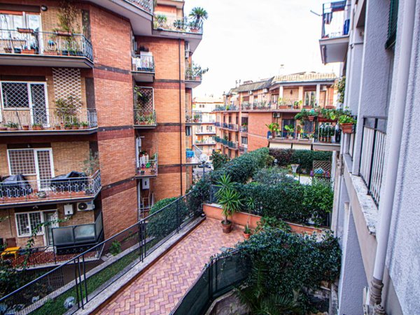 appartamento in vendita a Roma in zona Gianicolense